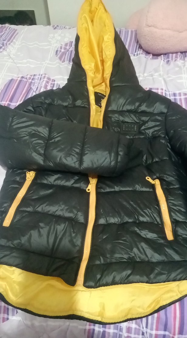 Siyah Kapüşonlu Kadın Kışlık Mont - Görsel 2