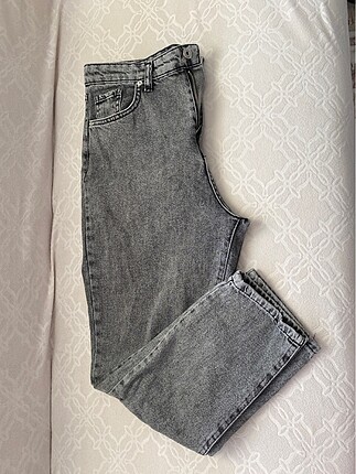 Stradivarius Boyfriend pantolon