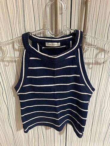 Bershka crop