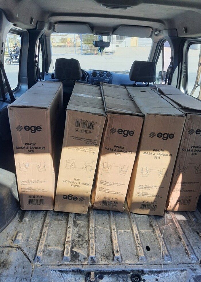 MERMER DESENLİ PRATİK MASA SANDALYE SETİ  - Görsel 3