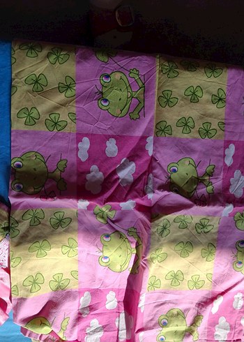 Çocuklar için renkli kurbağa desenli uyku seti - Görsel 2