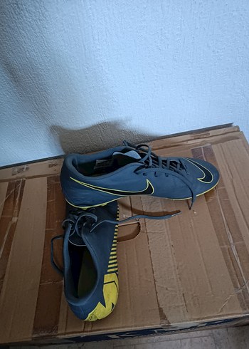 Nike Erkek Gri Futbol Ayakkabısı Velcro - Görsel 3