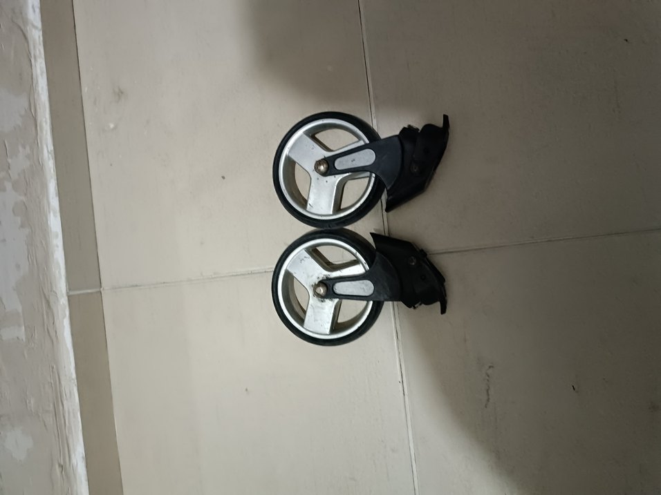 Chicco liteway ön tekerler saglam - Görsel 2