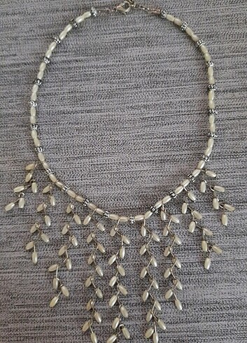 Tasarımcı Kolye