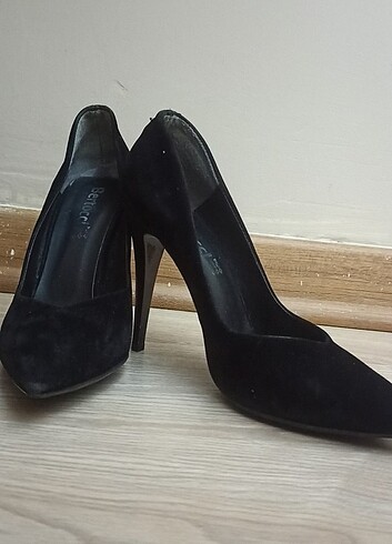 39 Beden Siyah Topuklu Ayakkabı 