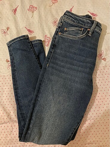 36 Beden Mavi serenay kot jean