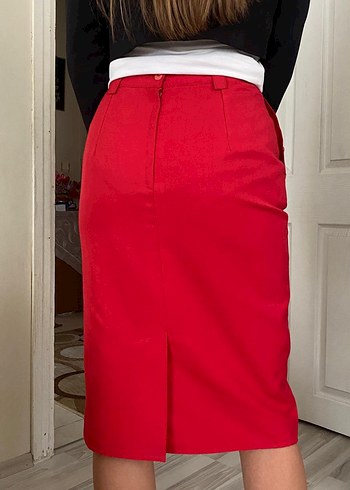 Koyu Kırmızı Düğmeli Midi Kalem Etek - Görsel 5