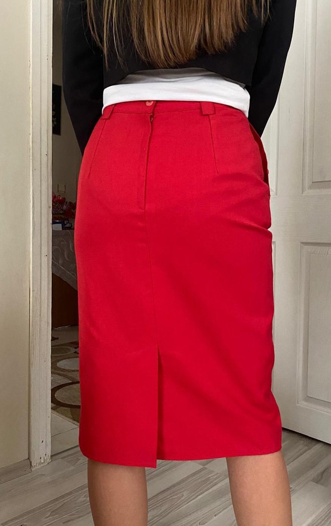 Koyu Kırmızı Düğmeli Midi Kalem Etek - Görsel 5