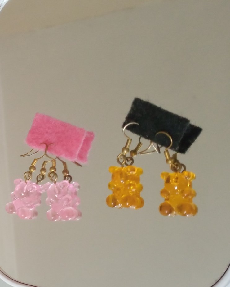 Renkli Boncuklu Ayıcıklı Küpe - Görsel 4