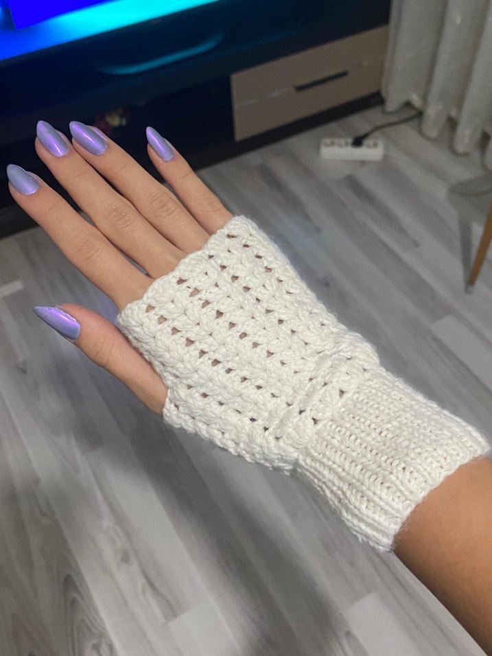 Krem Rengi Dantel Detaylı Bohem Örgü Eldiven - Görsel 3