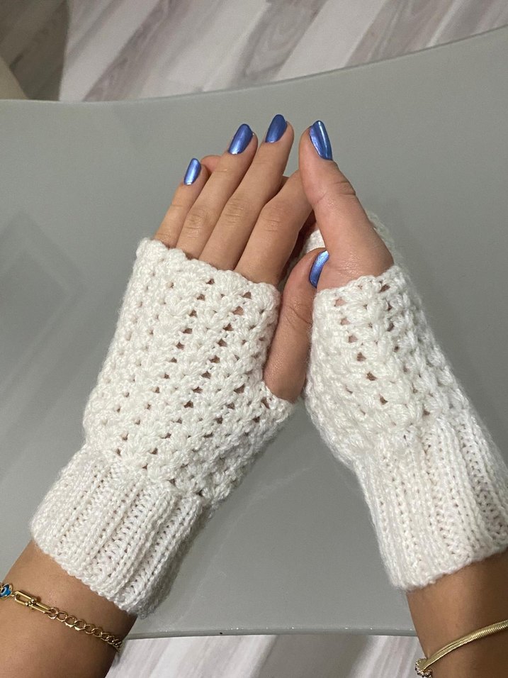 Beyaz Örgü Kadın Eldiven - Görsel 2