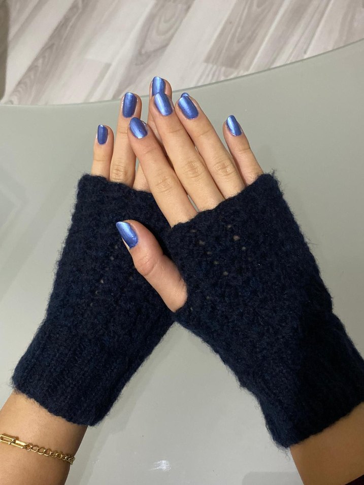 Lacivert Örgü Parmaksız Kadın Eldiveni - Görsel 2