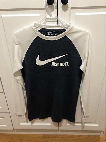 Nike uzun kollu tshirt orijinal