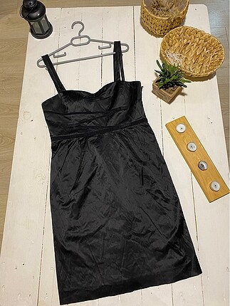 Milla Jovovich Tasarımı Mango Elbise