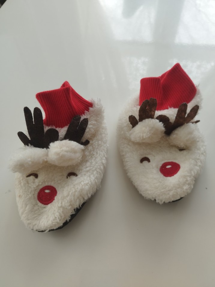 Kız erkek  Çocuk Beyaz Nakışlı Sıcak Ev ayakkabisi - Görsel 2