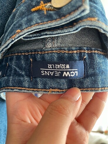 Lcw widlegg jean