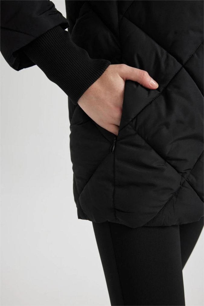 Su İtici Uzun Şişme Mont Dik Yaka Kapitoneli Çıtçıtlı Cepli - Görsel 4