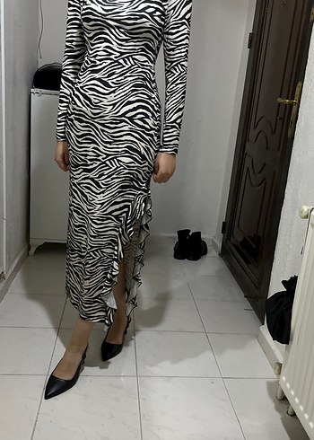 s Beden Zebra Desenli Uzun Kollu Uzun Elbise