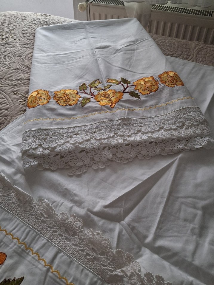 Nakışlı Beyaz nevresim tkm - Görsel 2