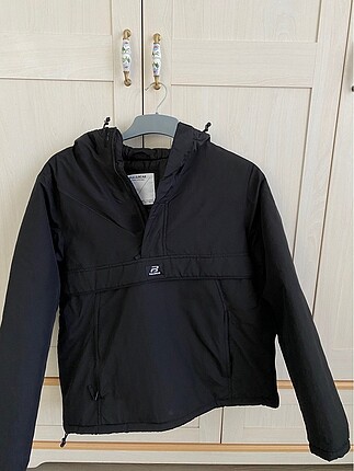 Pull and bear siyah kanguru mont