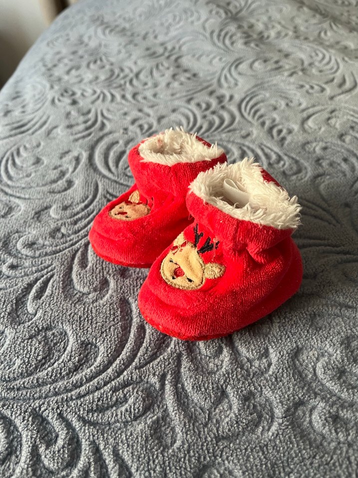 Kız Çocuk Kırmızı Nakışlı Sıcak Ev panduf - Görsel 2