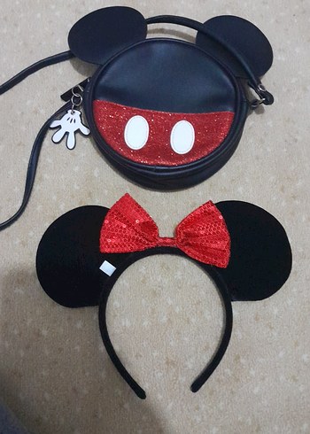 Walt Disney World Kırmızı Fiyonk Detaylı Siyah Kulaklı Çanta ve Taç
