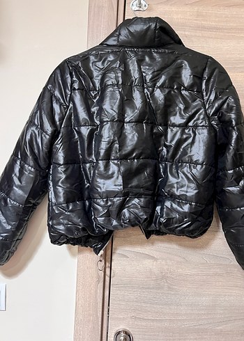 Şişme crop ceket - Görsel 3