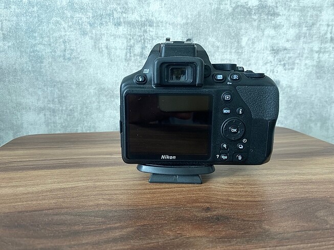 Nikon Nikon D3500 18-140mm