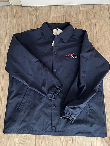 Kaws ceket