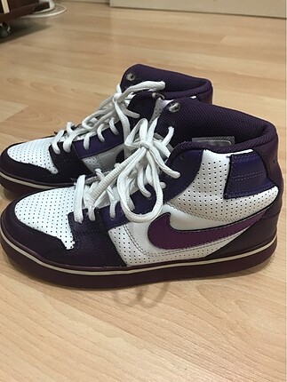 Nike mor boğazlı model #nike