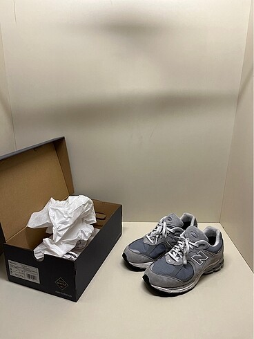 New Balance 2002r Gore-Tex