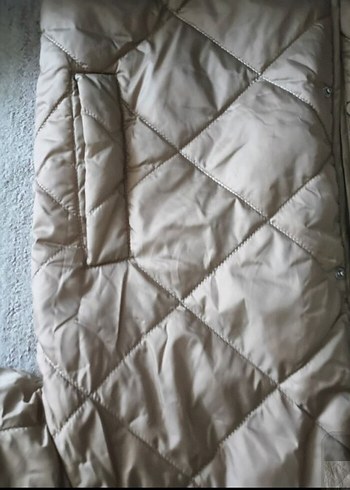 Bej mevsimlik kadın mont - Görsel 4