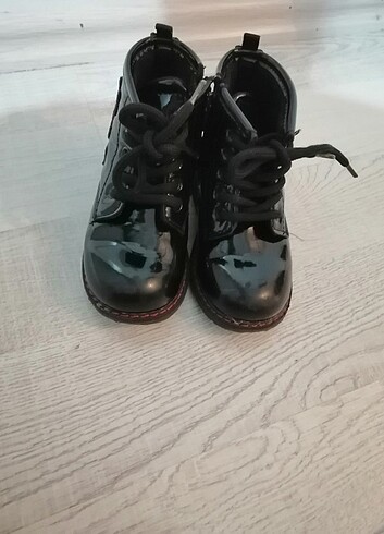24 Beden Lc wakiki cocuk bot