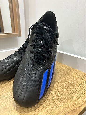 Adidas krampon