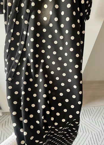 Uzun Kollu Puantiyeli Siyah Uzun Elbise - Görsel 4