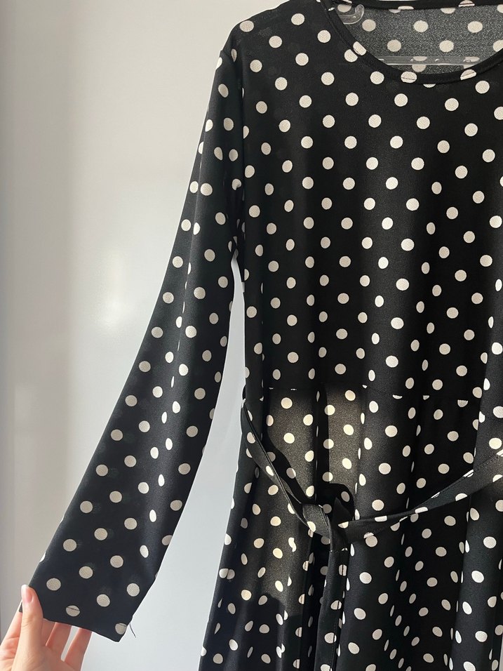 Uzun Kollu Puantiyeli Siyah Uzun Elbise - Görsel 3