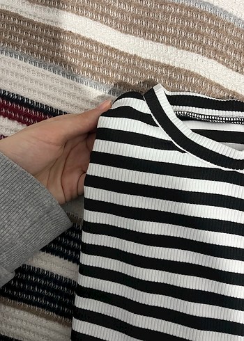 Siyah Beyaz Çizgili Uzun Kollu Triko Body - Görsel 3