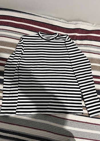 Siyah Beyaz Çizgili Uzun Kollu Triko Body - Görsel 2