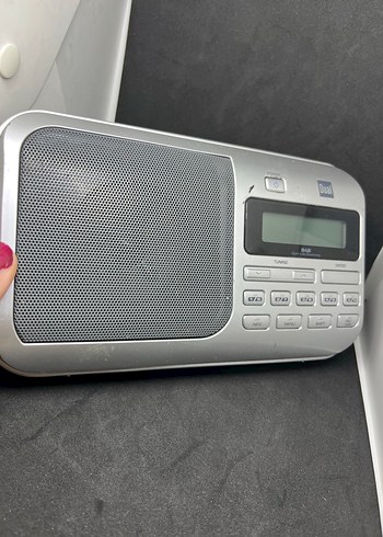 Gri Dijital Radyo ve Müzik Sistemi