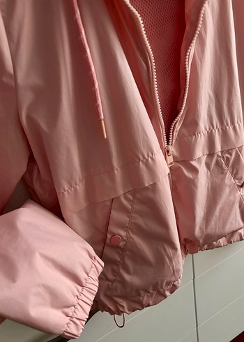 Pembe Fermuarlı Kadın Yağmurluk - Görsel 4
