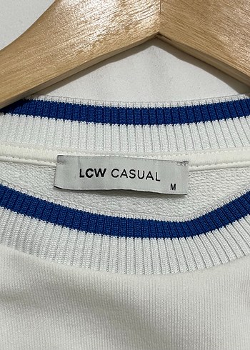 m Beden Beyaz Kadın Sweatshirt