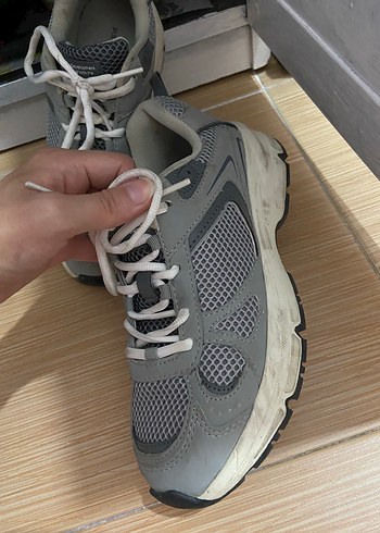 Gri Bağcıklı Kadın Spor Ayakkabısı - Görsel 3