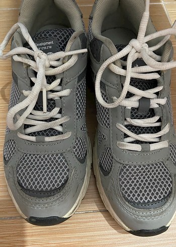 Gri Bağcıklı Kadın Spor Ayakkabısı - Görsel 5