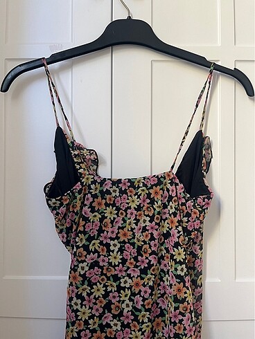 Bershka Bershka çiçekli mini elbise
