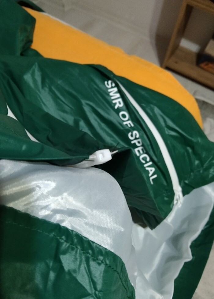 Bayan yağmurluk - Görsel 4