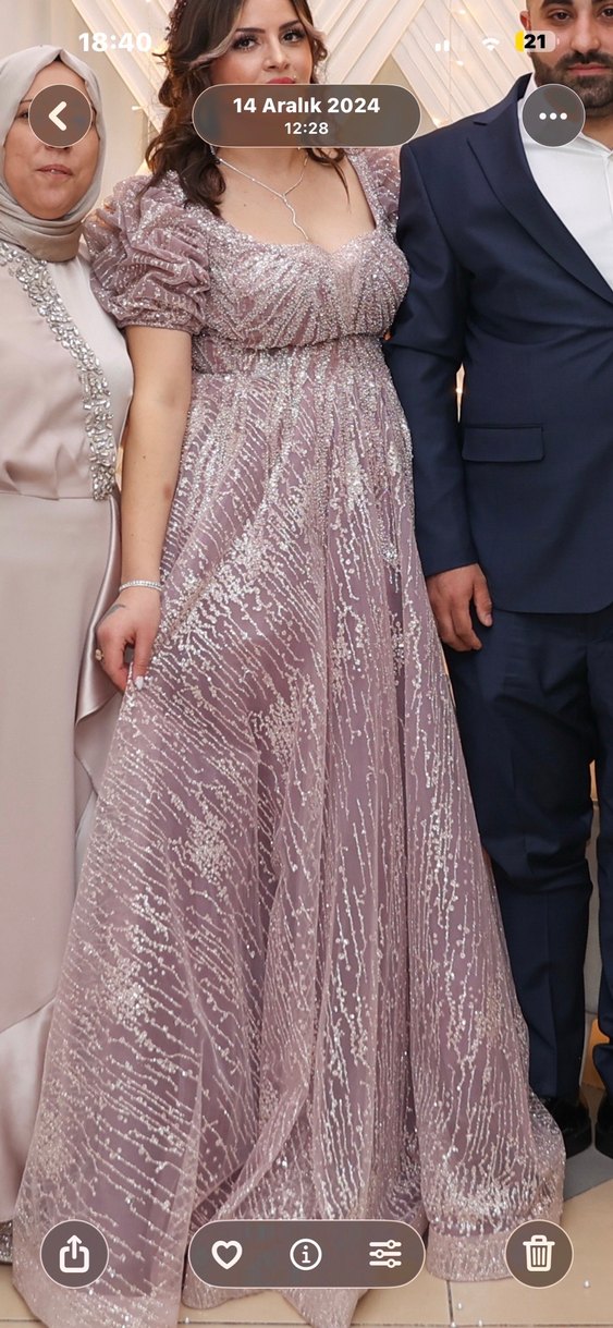 Uzun Nişan Elbisesi - Görsel 4