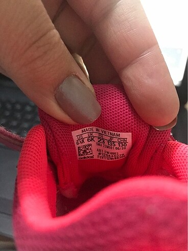Adidas Sıfırdan farksız orijinal