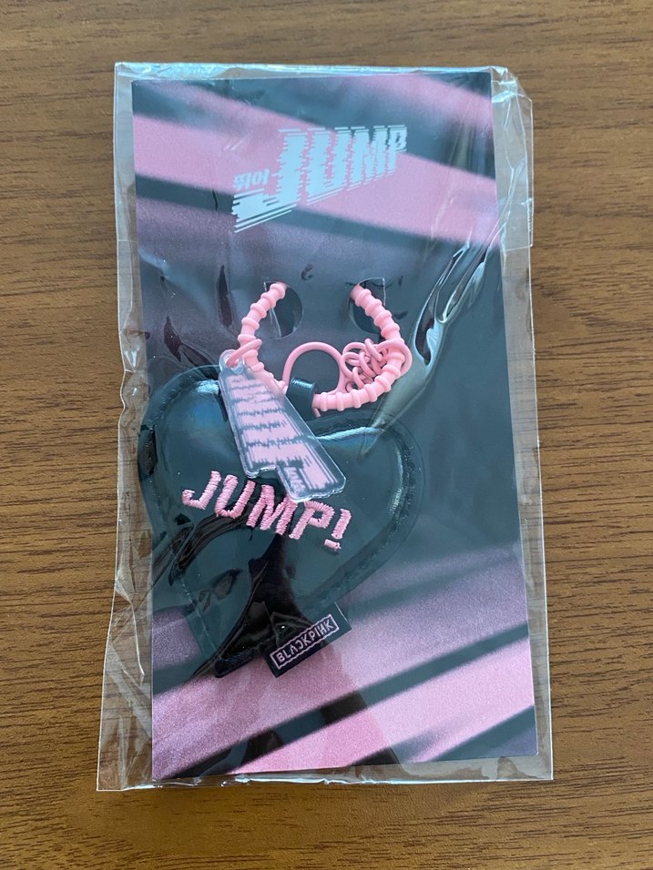 blackpink jump anahtarlik - Görsel 2