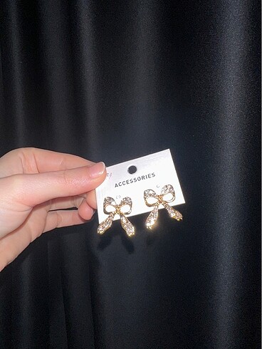 Accessorize Fiyonk küpe taşlı