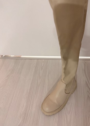 Bej kısa Topuklu Kadın Diz Boyu Çizme - Görsel 2